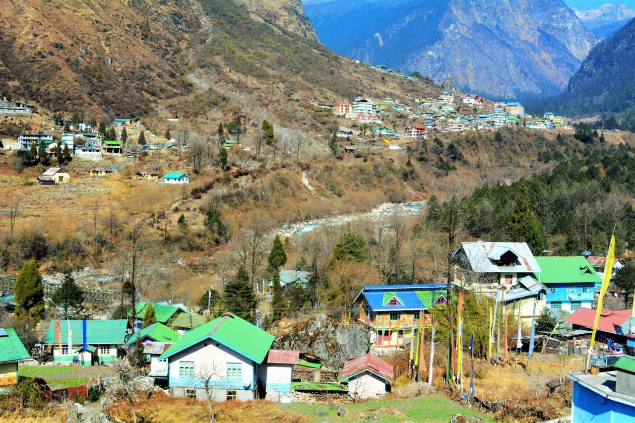 Rufina Lachung De'Crown酒店 外观 照片